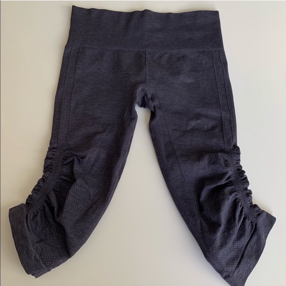 Lululemon Flow n Crop leggings